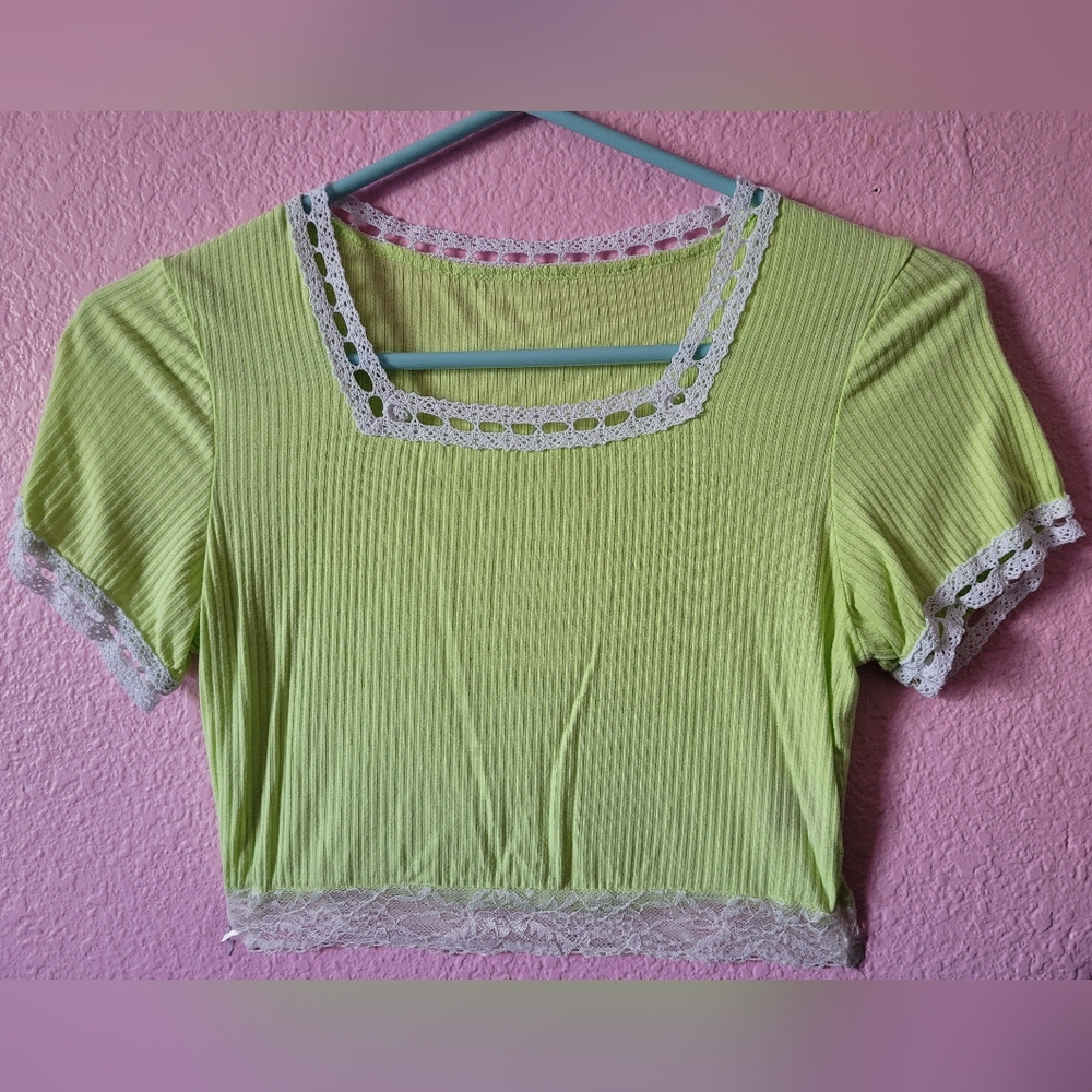 CIDER Green Lace Square Neck Crop Top